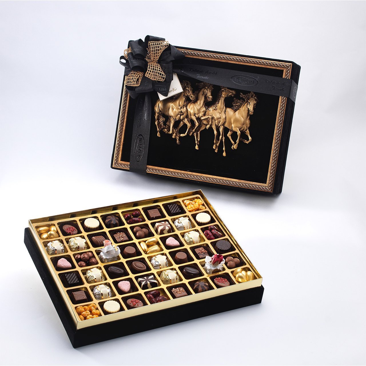 Özel Tasarım Atlı Kutu Çikolata